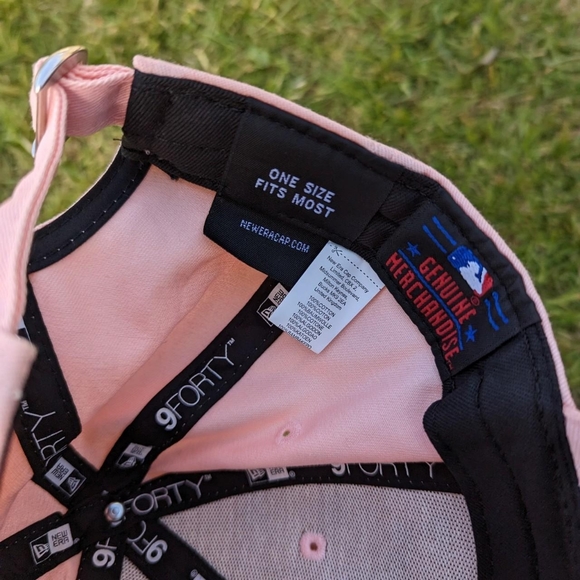 Women's Pink New Era LA Los Angeles Dodgers MLB Hat - Picture 6 of 7